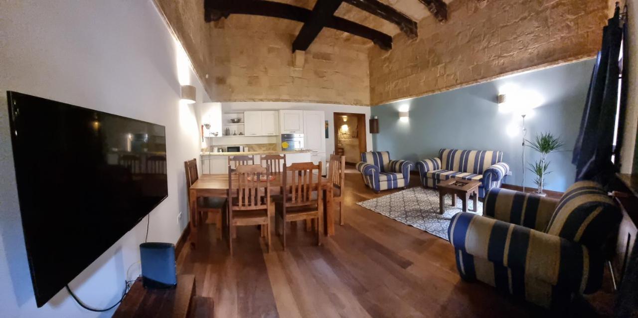 Vallettacharme - 2 Bedrooms Flat In The Heart Of The City Exterior photo