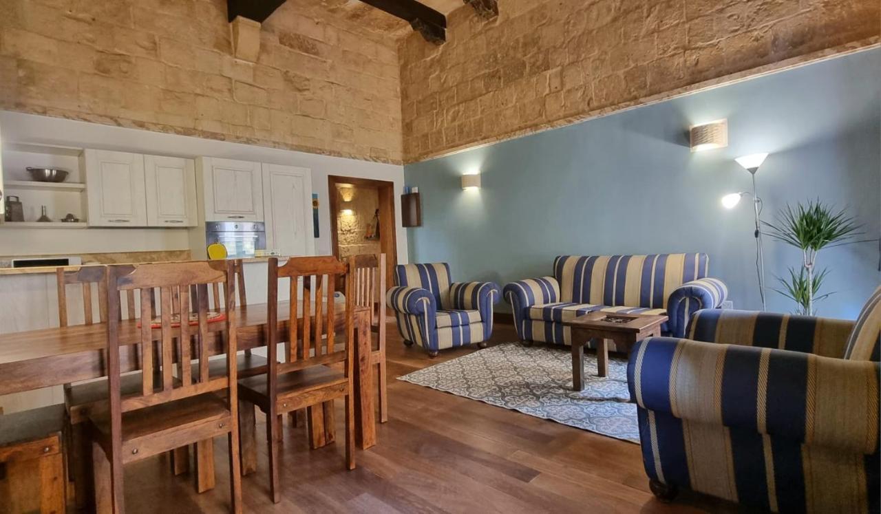 Vallettacharme - 2 Bedrooms Flat In The Heart Of The City Exterior photo