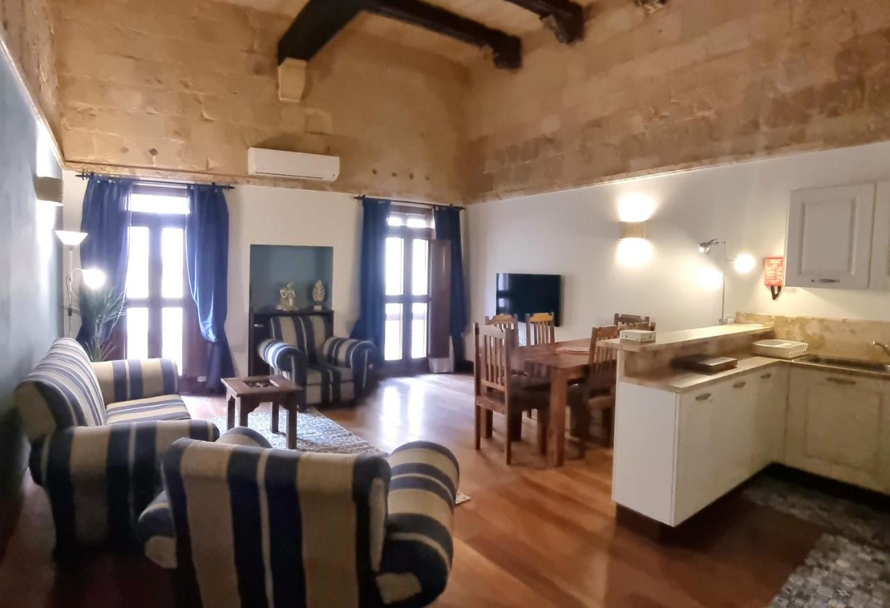 Vallettacharme - 2 Bedrooms Flat In The Heart Of The City Exterior photo