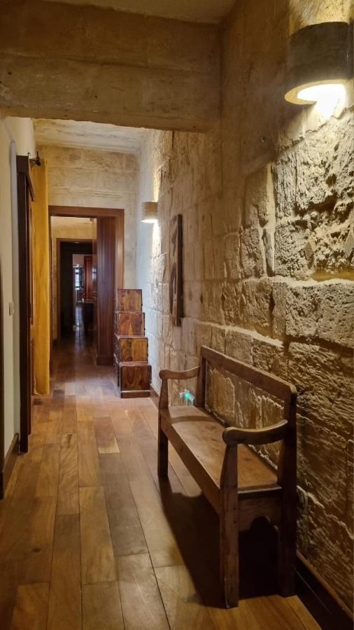 Vallettacharme - 2 Bedrooms Flat In The Heart Of The City Exterior photo