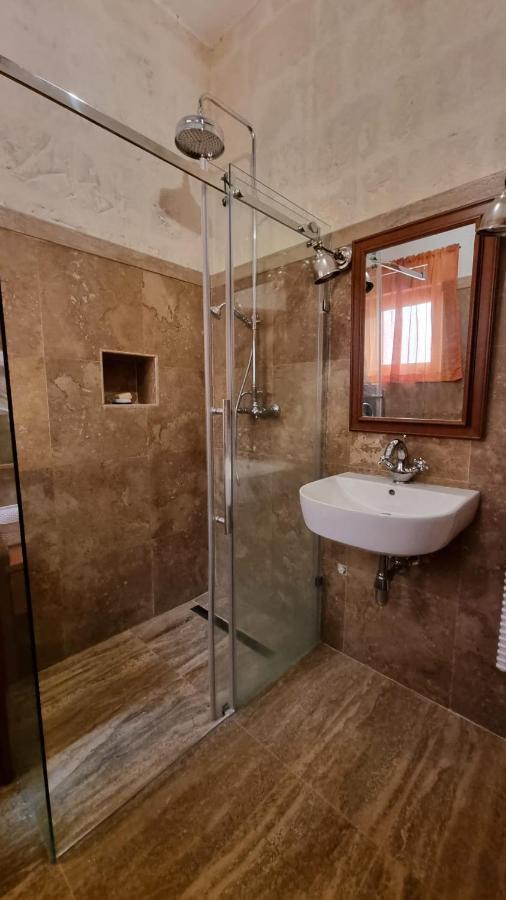 Vallettacharme - 2 Bedrooms Flat In The Heart Of The City Exterior photo